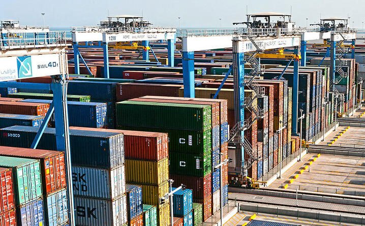 Container Freight Rates Slide Sharply as Oversupply Weighs on the Market Ahead of Lunar New Year
