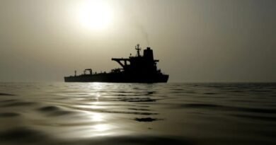 UK Reviews Legal Options to Redirect Seized Russian Shadow Fleet Oil Toward Ukraine Support