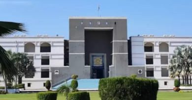 Gujarat HC Detains Bulk Carrier for Alleged Cargo Shortfall