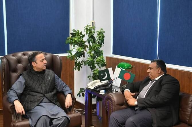Pakistan, Bangladesh Explore Ferry Service and Direct Shipping Line to Strengthen Trade and Tourism