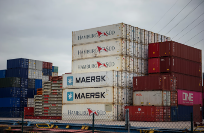 China Holds Talks with Maersk and MSC amid Panama Port Dispute and Global Shipping Concerns