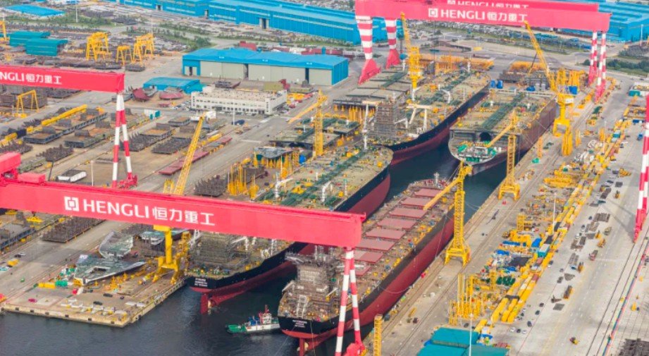 Shipbuilding Technology, Ultra Large Gantry Cranes, Global Shipyard Expansion, Heavy Lift Engineering: Hengli Heavy Sets New Records with World’s Biggest Cranes