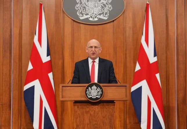 UK Deploys Military Assets to Deter Russian Submarine Threats near Undersea Cables and Pipelines in High North