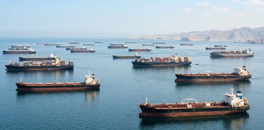 Gulf Maritime Crisis Deepens as Thousands of Seafarers Remain Stranded near Strait of Hormuz