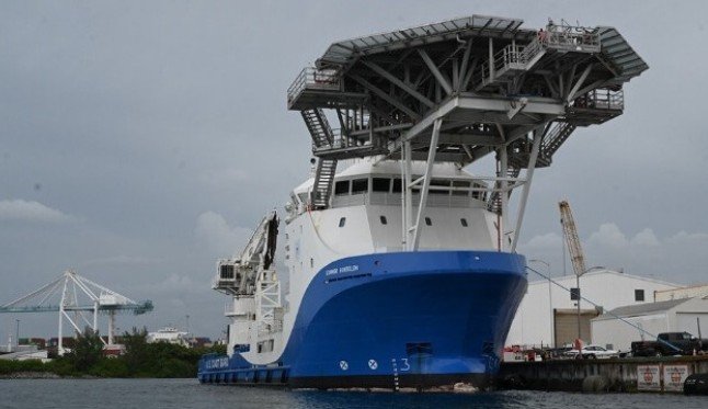 US Coast Guard Charters Offshore Support Vessel to Extend Cutter Operations in Anti-Drug Missions