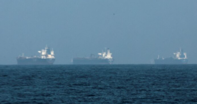 Iranian Oil Tankers Cross Strait of Hormuz Blockade Line Ahead of US-Iran Peace Talks