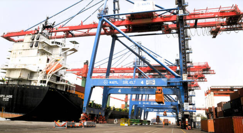 Karachi Port to Receive 73,000 MT Crude Oil Cargo as Vessel Traffic Surges