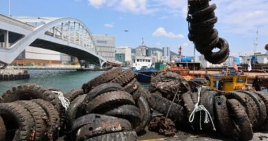 Busan Port Launches Major Underwater Waste Tire Removal Operation to Protect Marine Environment