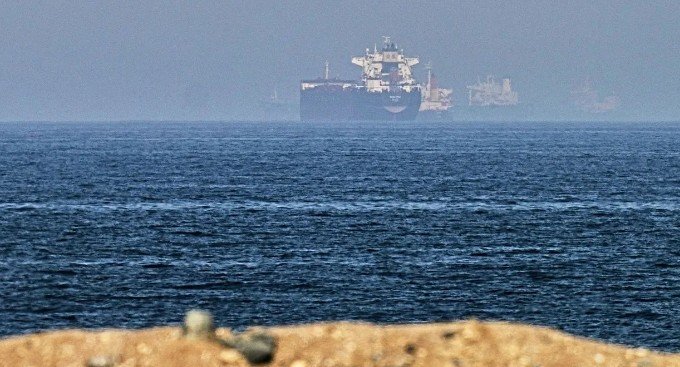 Two Dynacom Tankers Hit by Projectiles Near Oman as Strait of Hormuz Shipping Crisis Deepens