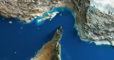 Strait of Hormuz Tensions Rise as Iran-Oman Maritime Deal Emerges Amid Gaza and Red Sea Conflict
