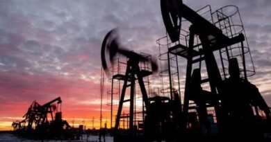 Russia’s Urals Crude Slumps Below $42, Raising Pressure on Energy Revenues and Global Oil Markets