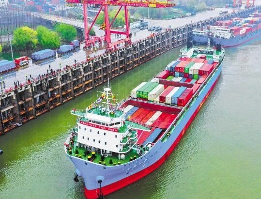 China Dominates Global Shipbuilding Orders in First Half of 2026 as Newbuilding Demand Surges