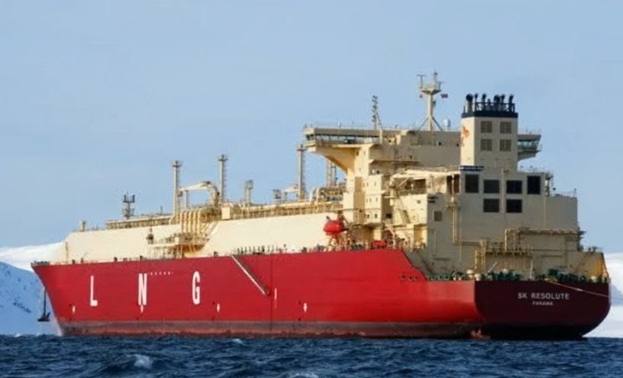 Port Qasim Handles Record LNG Carrier in Challenging Monsoon Operation, Strengthening Pakistan’s Energy Security