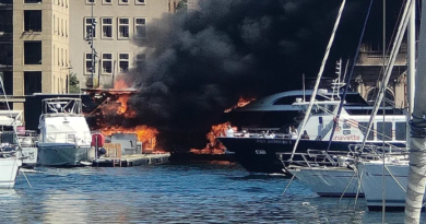 Two boats sink after fire in Marseille’s Vieux-Port