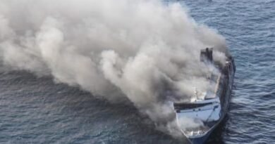 Indonesia Ferry Fire Kills 5, Leaves 41 Missing as Search Operation Continues