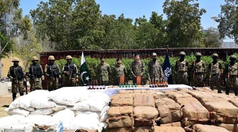 Pakistan Navy, Coast Guards Foil Smuggling Attempt in Balochistan’s Pishukan