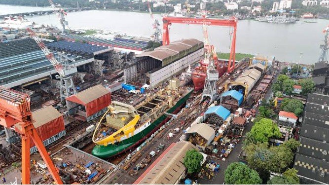 Cochin Shipyard and Drydocks World Sign Ship Repair Joint Venture Agreement