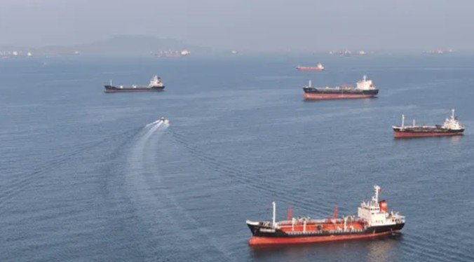 New Hormuz Shipping Attack Raises Maritime Security and Oil Supply Fears