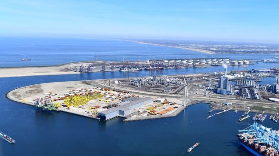 Tug Service Strike to Disrupt Rotterdam, Amsterdam and Zeeland Ports, Threatening Vessel Operations