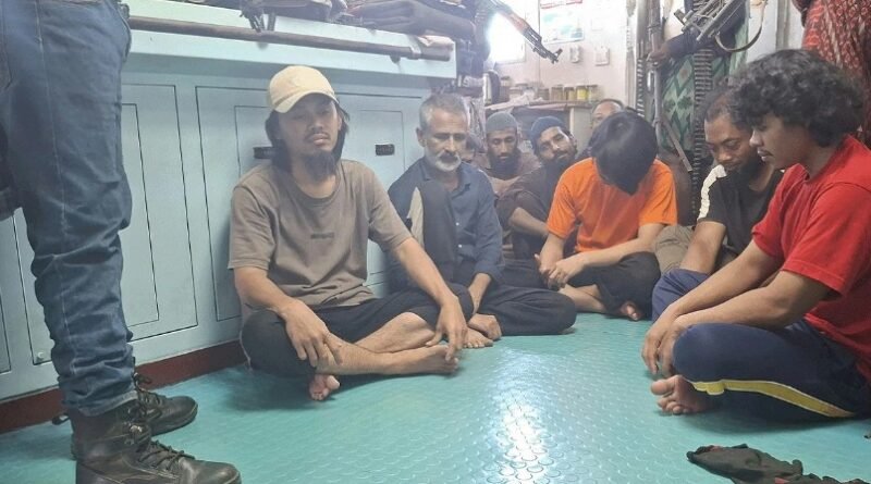 Four Pakistani Sailors Freed From Somali Pirates Set to Return Home